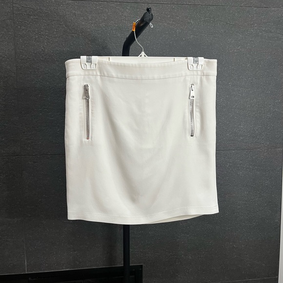 Gucci Tight Off White Zipper Miniskirt Size 42 - Picture 11 of 16